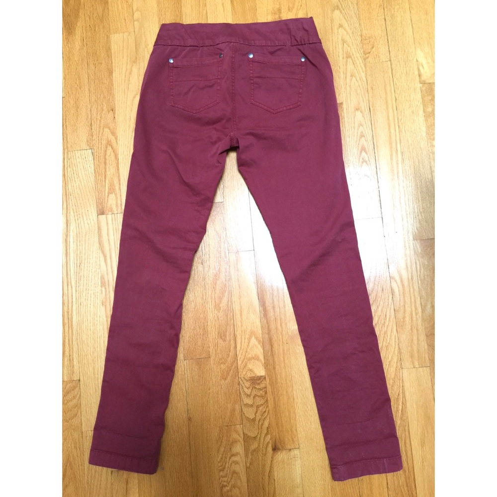 Aventura Tibetan Red Liz Jeggings - Picture 4 of 4